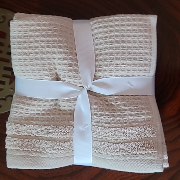 Hotel Balfour Washcloth Set - Picture 2 of 7